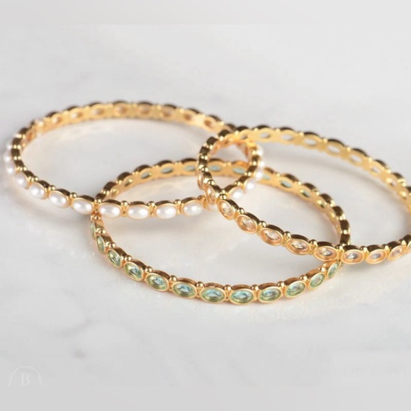 NWT AUTHENTIC LUXURY JULIE VOS CLEAR BAHAMIAN BLUE IMPORTED GLASS BANGLE - Picture 4 of 17